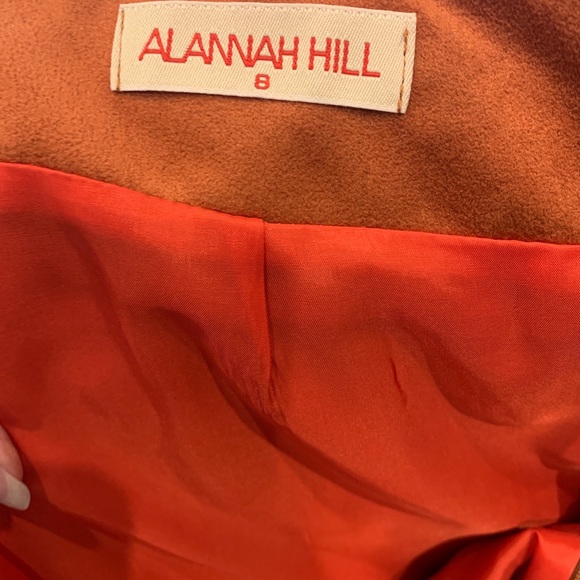 Alannah Hill lined size 8 skirt in rusty suede-look with appliqué flower detail - Picture 12 of 12
